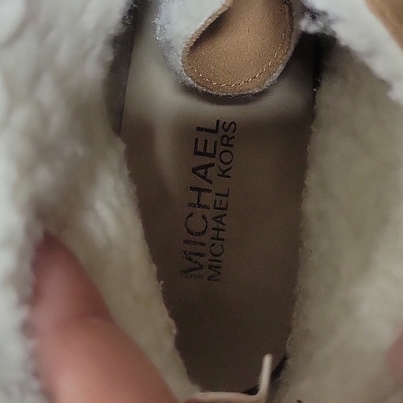 Michael Kors Tan Suede Wendi Wedge Bootie Size 7 1/2 - Picture 8 of 9